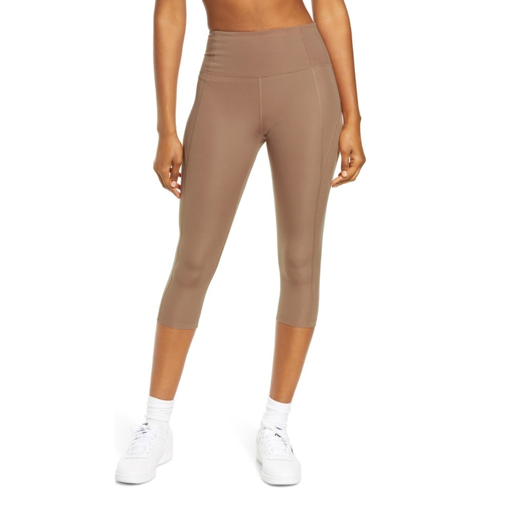 Girlfriend Collection High Waisted Capri Leggings Brownie
